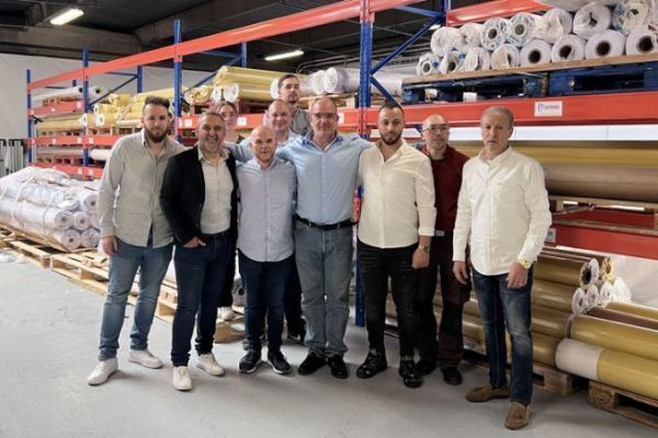 Plateforme Imprimeur, located in the Bouches-du-Rhône region, operates throughout France and even abroad.