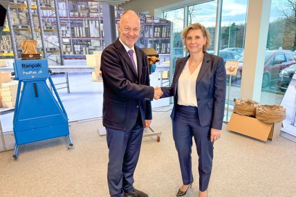 Werner Meier-Ansari, Ranpak's Director of Sales EMEA and Brazil, and Catherine Cambier, CEO of Raja Packaging et Equipements in