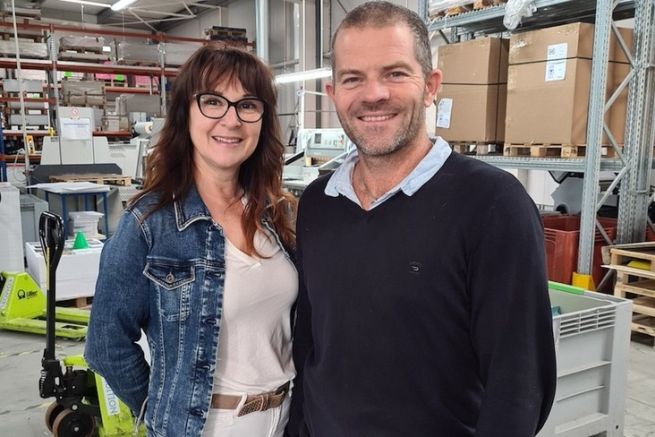 Edwige Jalais, commercial director, and Eric Villemaire, head of the printing plant.